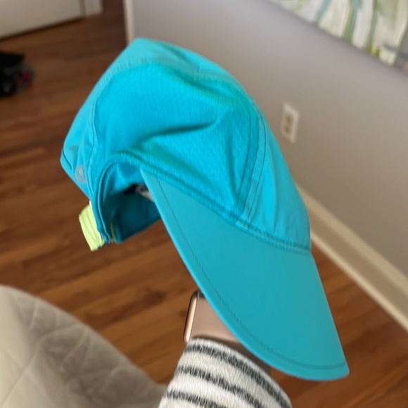 Lululemon Sun Chaser Run Hat in Surge - turquoise - Picture 14 of 15